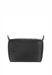 Czarna skórzana torba o teksturowanej powierzchni, prostokątnym kształcie i zapięciu na zamek, z złotymi akcentami hardware.