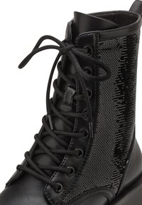 Tamaris Botines con plataforma - black
