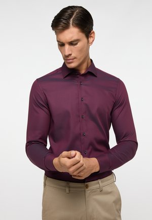 STRUKTUR IM DOBBYDESIGN - Shirt - bordeaux