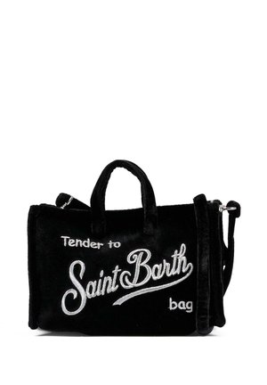Borsa in velluto nero con testo ricamato "Tender to Saint Barth bag." Presenta doppi manici e una tracolla removibile.