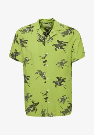 Lyhythihainen paita kirkkaasta vihreästä kankaasta, jossa on mustia ja tummanvihreitä lehtikuvioita, klassisella kauluksella ja nappi-edessä kiinnityksellä.