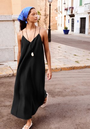PULL&BEAR, FLOWING - MAXI DRESS - Maxi šaty - dark grey