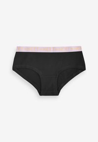 Caleçons en coton noir avec une ceinture élastique rose pâle portant le texte répété "NEXT". Texture lisse et design à coupe classique.