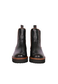 Schwarze Leder-Ankle-Boots mit elastischen Seiten, gestickten Akzenten, runden Zehen und dicken Gummisohlen. Mit Zuglaschen für ein einfaches Anziehen.