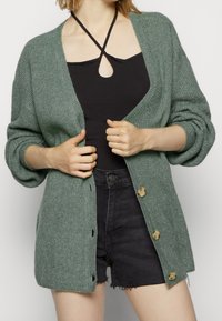 Even&Odd Strickjacke - olive