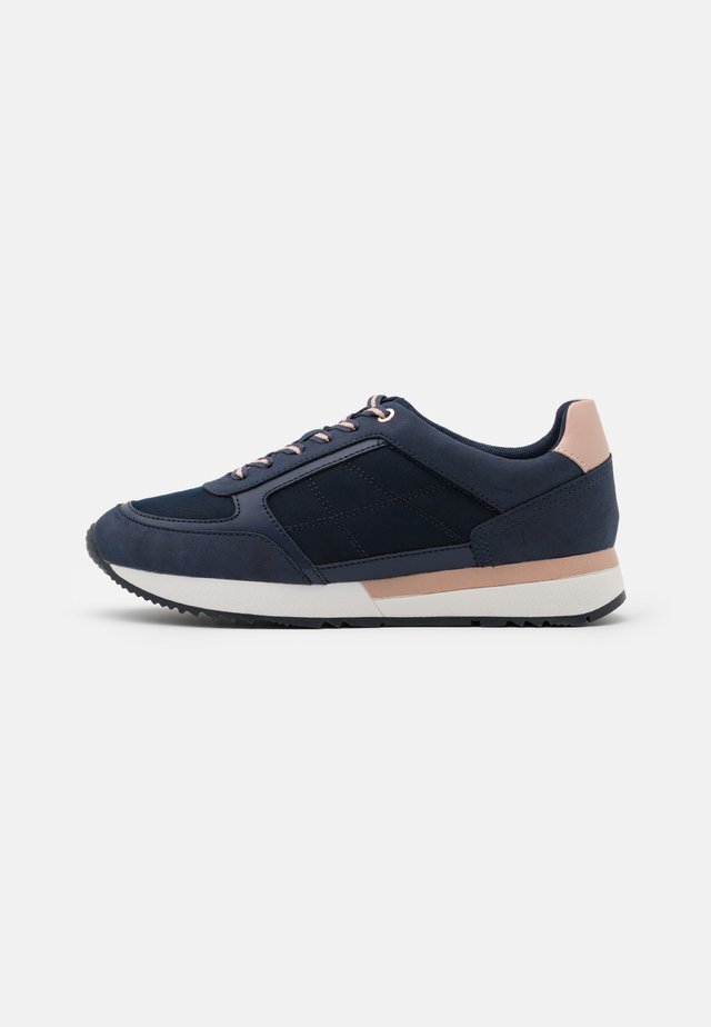 Trainers - navy