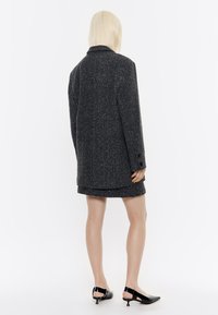 Bimba Y Lola SASTRE CRUZADA - Blazer - gris