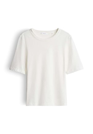 Effen wit T-shirt met korte mouwen en ronde hals, weergegeven op een witte achtergrond, voorzien van een klein merketiket aan de kraag.