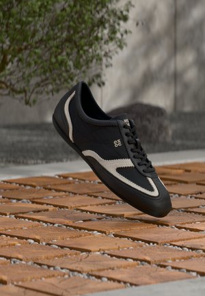 MYSTIE - Trainers - black