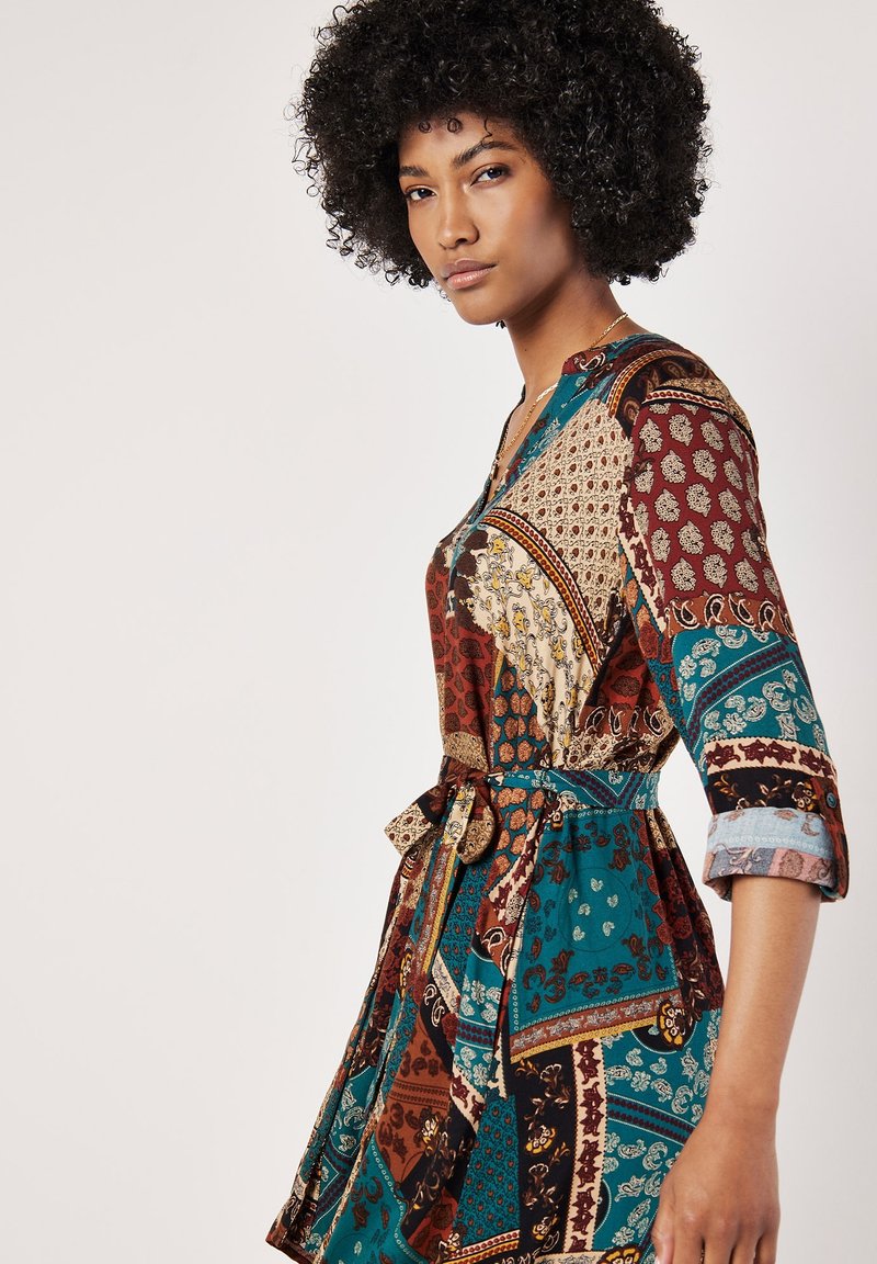 rose gold dress makeup look Rust Brown Embroidered Crepe Lehenga