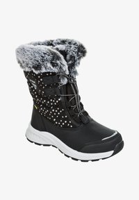 Vald, black