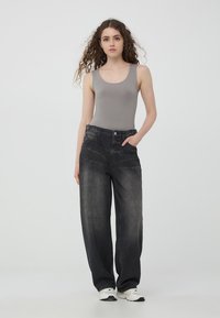 Terranova Top - grigio
