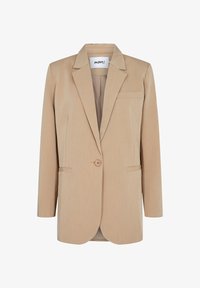 Unselected, warm sand