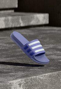 Δεν επιλέχθηκε, light purple/footwear white/solar purple