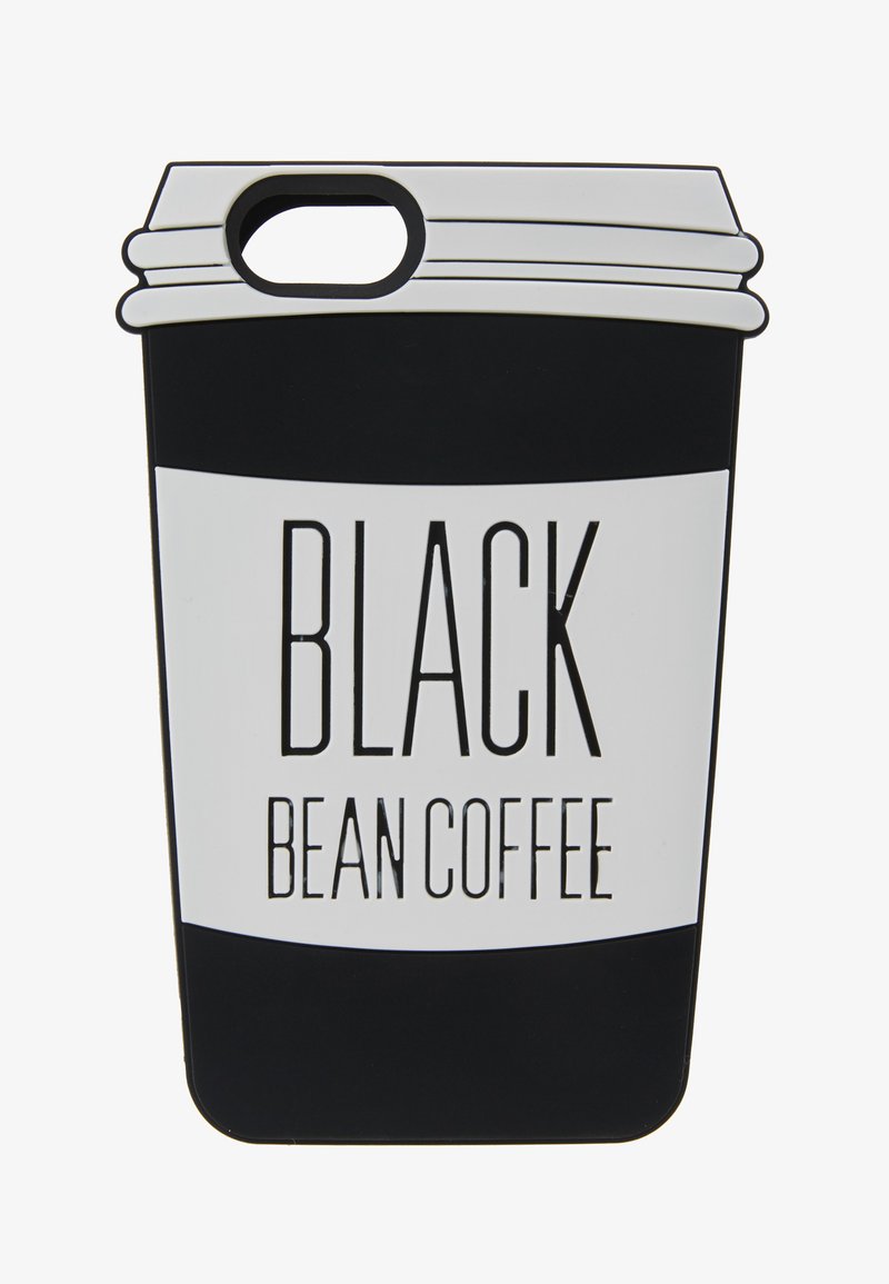 Fekete-fehér telefondoboz, amely kávéscsésze alakú, a "BLACK BEAN COFFEE" felirattal vastag betűkkel. Simább felület, lekerekített szélek.