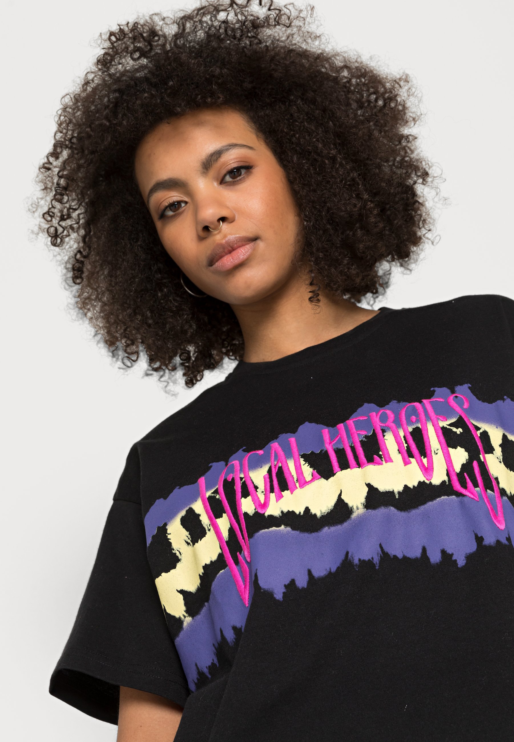 Local Heroes FANTASY OFF TEE 