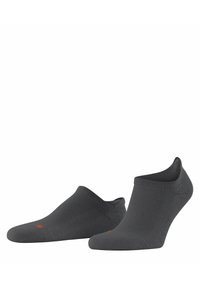 Donkergrijze laag-sneakersokken gemaakt van ademend materiaal met een gladde textuur; heeft een versterkt teengebied en een klein oranje logo-accent.
