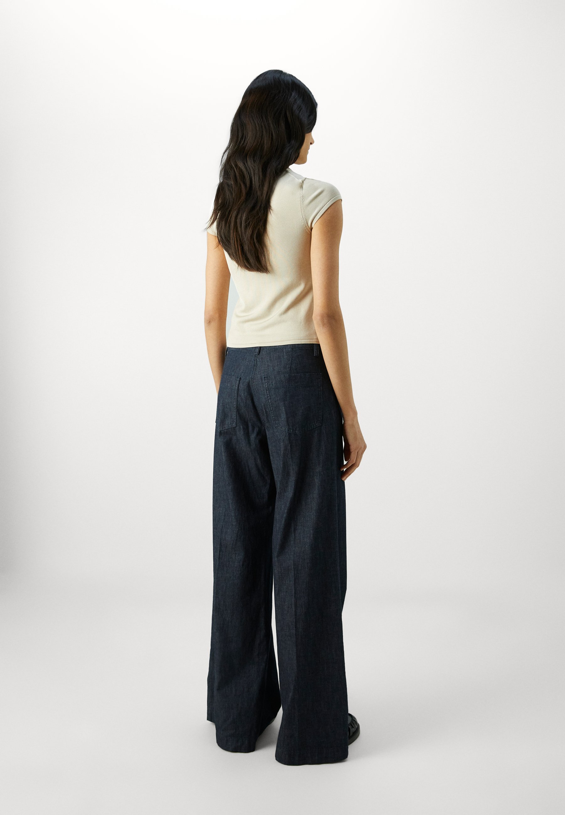 パンツ Aspesi Pantaloni a gamba dritta Aspesi Pantaloni A Gamba Dritta Trousers White | Wanan Luxury