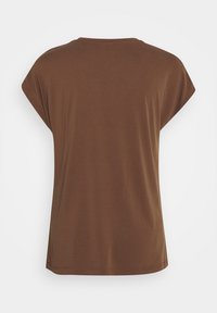 Unselected, brown