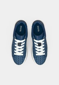 MICHAEL Michael Kors DOTTIE LACE UP - Športni copati - river blue