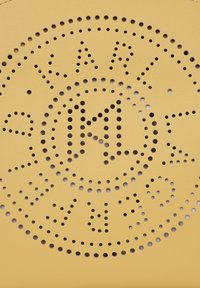 KARL LAGERFELD CIRCLE PERFORATED SMALL - Torbica - ochre