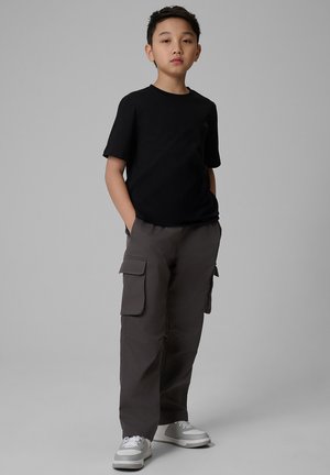 4F, - T-shirt basic