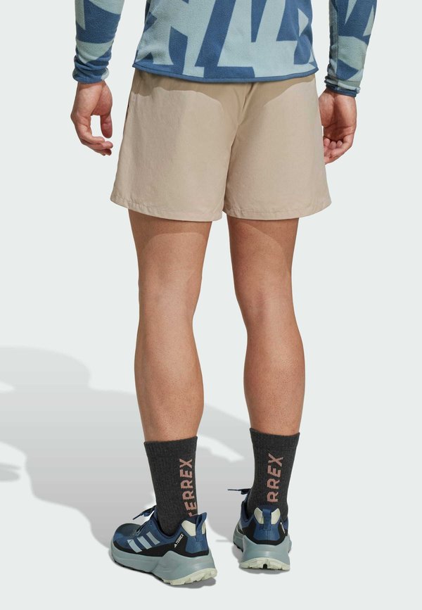 MT - Sports shorts - beige4