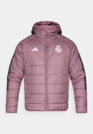 Μωβ μπουφάν puffer με κουκούλα, με μαύρες ρίγες στο πλάι, κεντημένο λογότυπο στο στήθος και φερμουάρ στο μπροστινό μέρος.