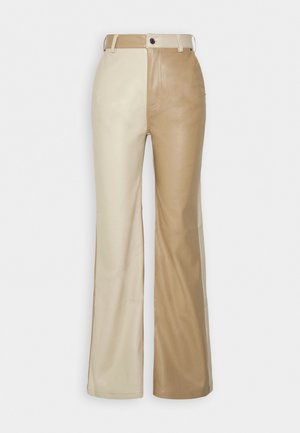 Colourful Rebel ISMAY WIDE LEG FAUX PANTS - Auduma bikses - off-white/beige