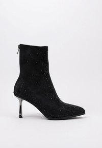 LIMMA DOUSTRAAT - Botines - black