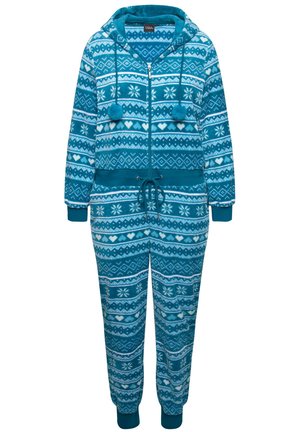 Mameluco turquesa hecho de suave forro polar, con capucha, cierre delantero y patrones de copos de nieve y corazones en blanco y azul claro.