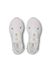 On CLOUD X 4 - Tenisice za trening - ivory   sand