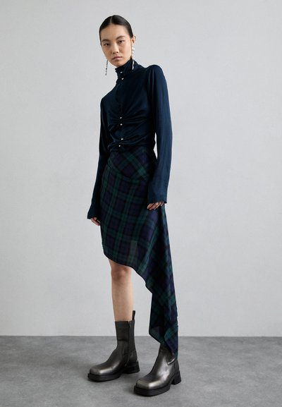 MIISTA ANSELMA SKIRT - A-vonalú szoknya - green/blue