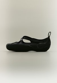 Επιλέχθηκε, black