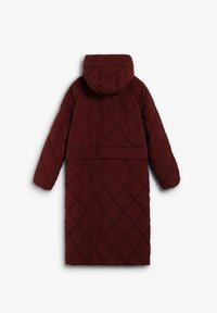 Lange, bordeauxkleurige pufferjas met een capuchon, voorzien van een ruitpatroon en elastische manchetten. Inclusief een getailleerd ontwerp voor de juiste pasvorm.