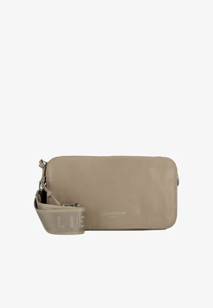 Beige Leder Umhängetasche mit glatter Textur, Reißverschluss und einem Stoffriemen mit geprägten "LIEBESKIND"-Logoakzenten.