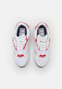 Champion RUN 00 LOW CUT SHOE UNISEX - Edzőcipő - white/red/new black
