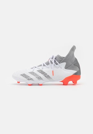PREDATOR FREAK .3 FG - Fotballsko - footwear white/iron metallic/solar red
