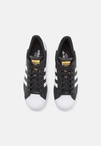 adidas Originals SUPERSTAR - Treniņu apavi - core black/footwear white