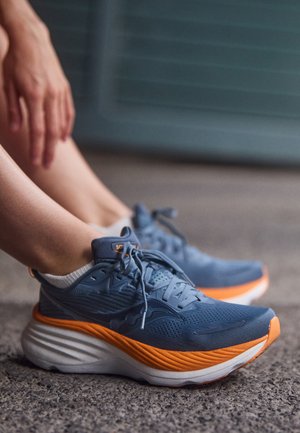 Saucony HURRICANE 24 - Chaussures de running sur route - mirage/peel