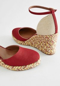 Next FOREVER COMFORT  - Čevlji s platformo in peto - red