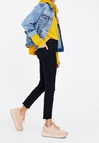 PULL&BEAR Jeans Skinny Fit - black