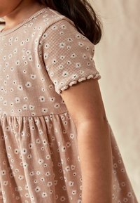 Next REGULAR FIT - Jerseykleid - neutral