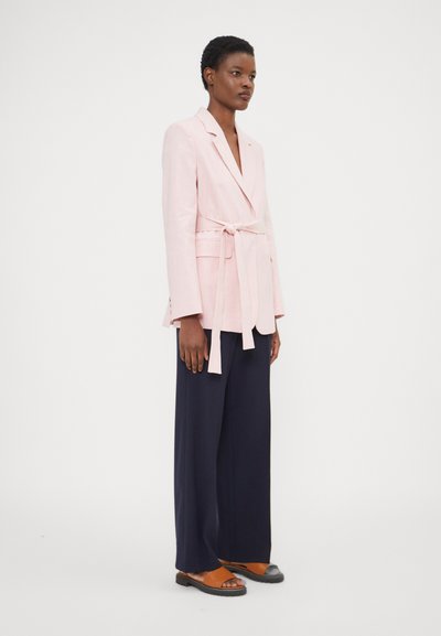 Claudie Pierlot VESTE NOUÉE DRAGÉE - Blazer - dragee