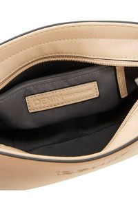 TOM TAILOR DENIM TTHEIDY - Umhängetasche - camel   camel nature