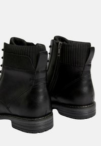 Marks & Spencer MILITARY SIDE ZIP CASUAL BOOTS - Stivaletti - black