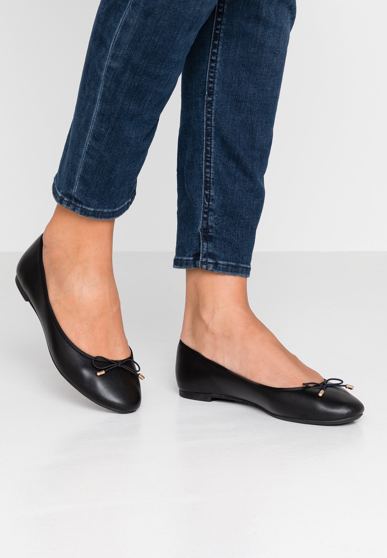 Feversole Damen Ballerinas Lack Mit Schleife - Flache Ballerinaschuhe