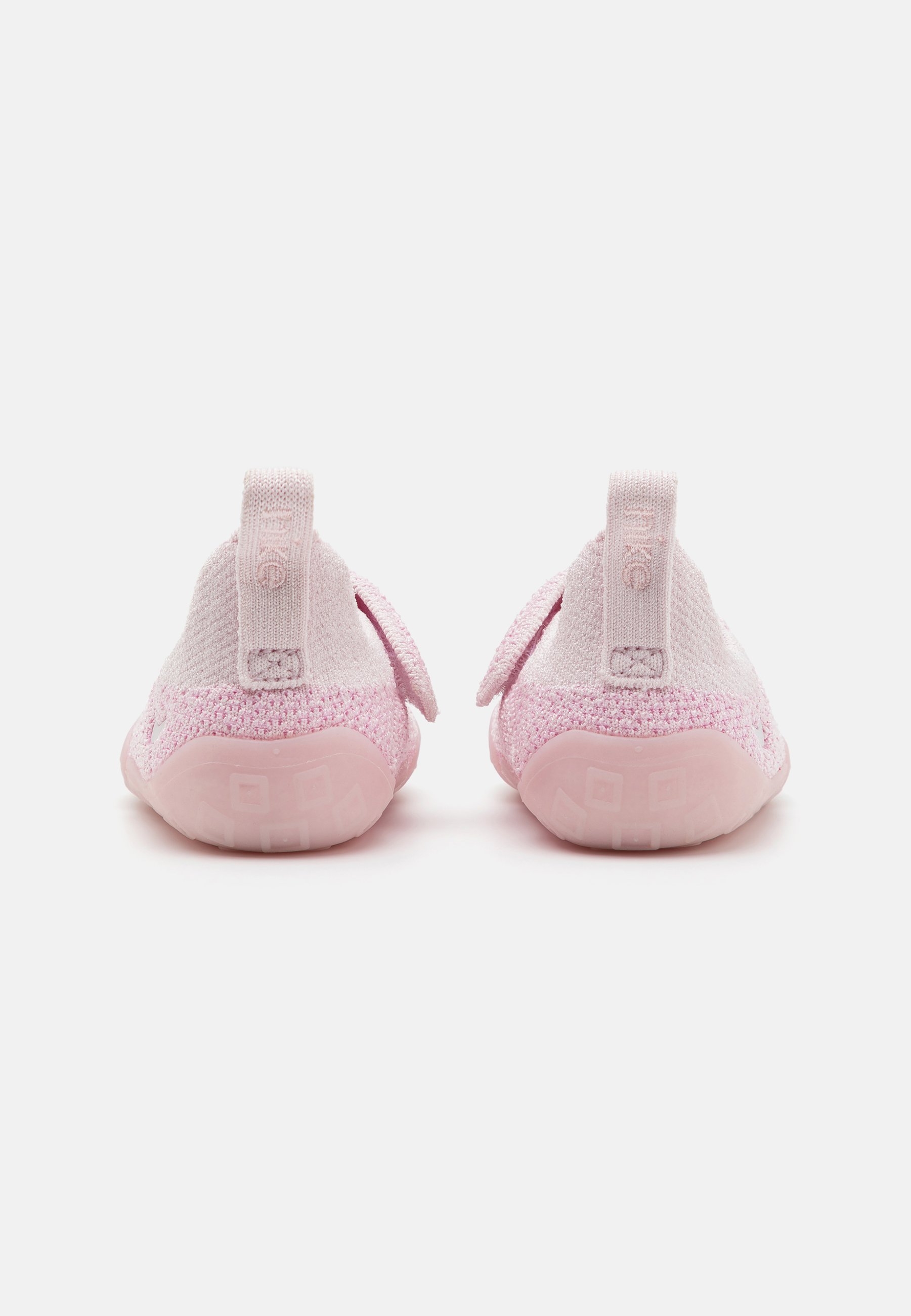 pink nike crib shoes