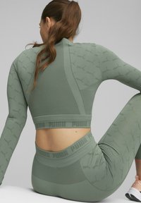 Puma EVO - Top dugih rukava - eucalyptus