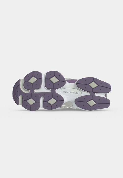 New Balance U9060 UNISEX - Trainers - candied violet/light silver-coloured metallic — photo 6